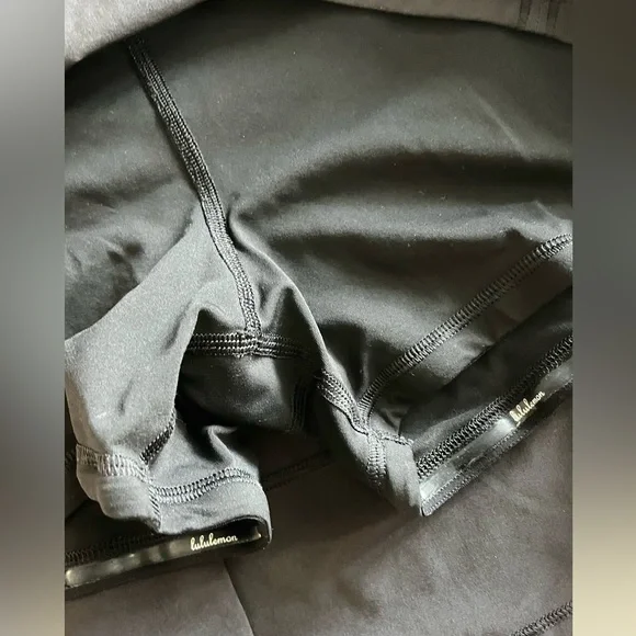 Lululemon Black Pace Rival Mid-Rise Skirt 10 Tall. - Picture 3 of 11